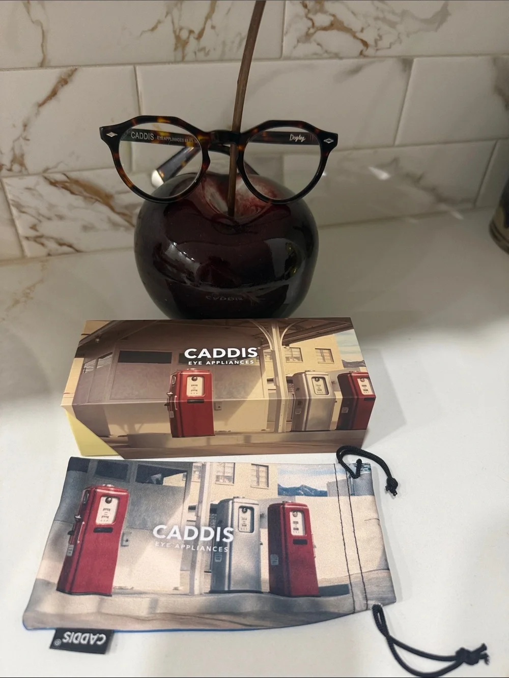 CADDIS Dogleg reading glasses + 3